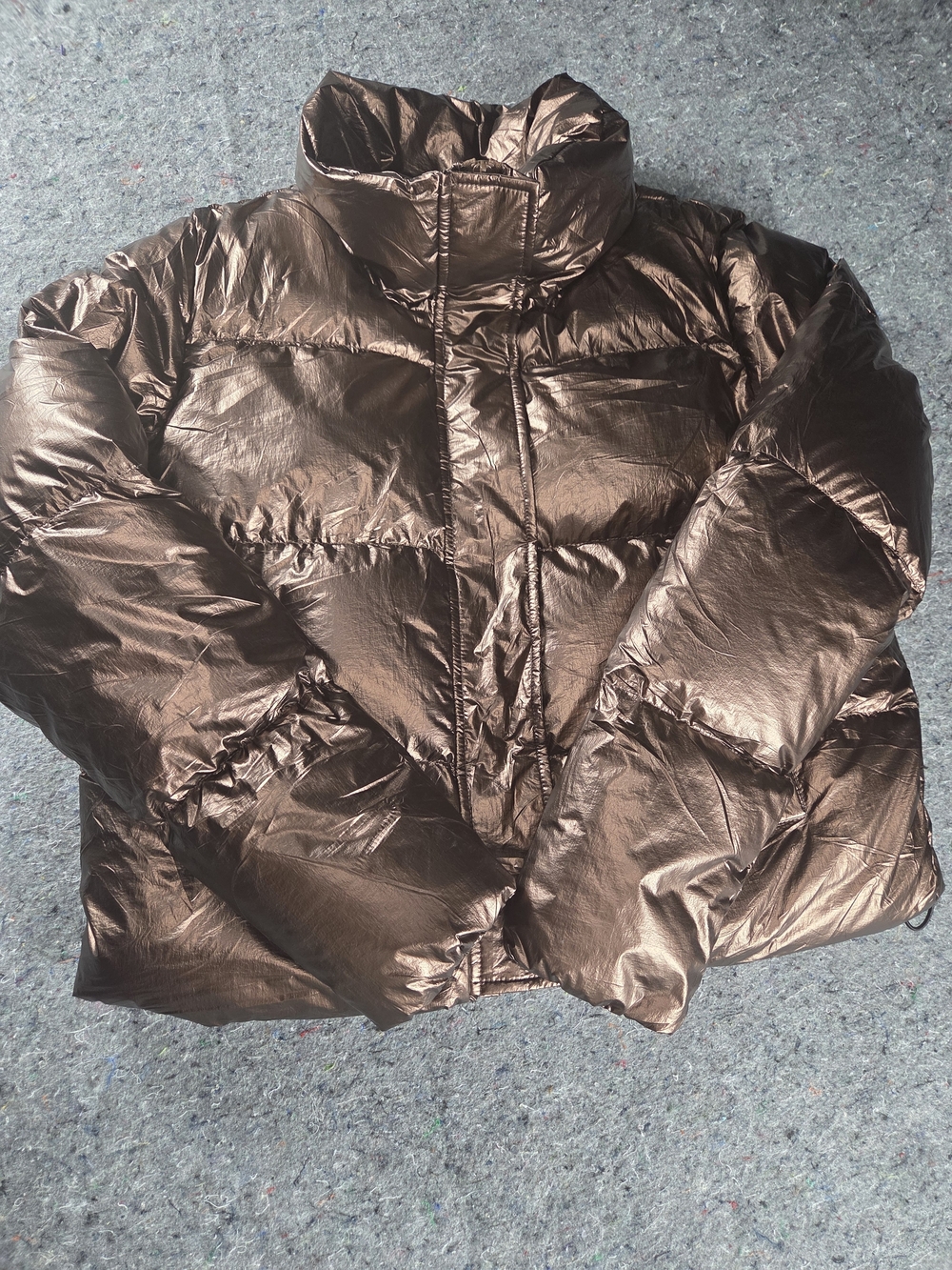 NOIZE Chevelle Women’s M Metallic Bronze Rose Gold Cropped Puffer Jacket Vegan - Picture 1 of 15